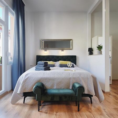 E&F Luxury Apartments PUY 외부 사진